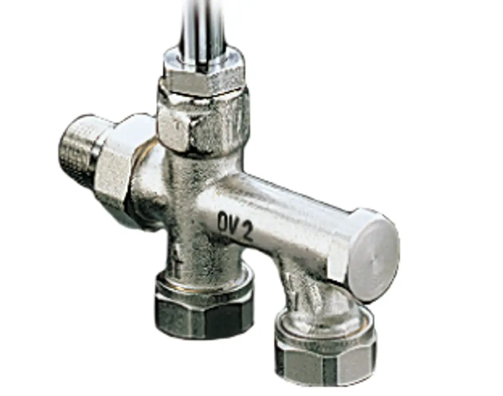Zweirohr-Anschlussstück aus Metall mit Absperrventil von Oventrop. Verbindungsstück mit zwei Anschlüssen und Eurokonus für die Rohrinstallation.